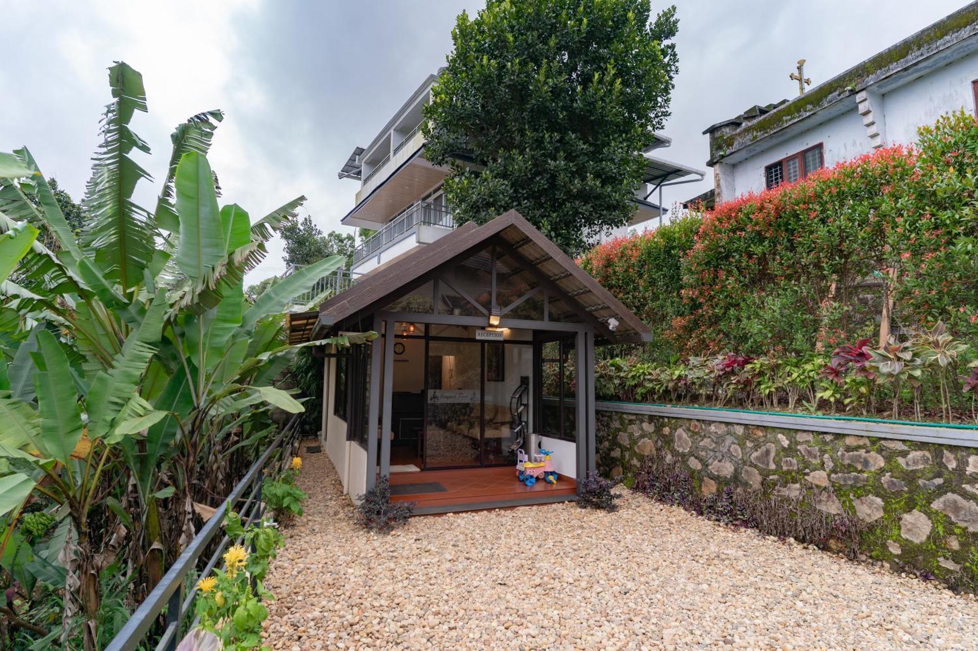 Beyond Pines Vagamon Bed and Breakfast Exteriör bild