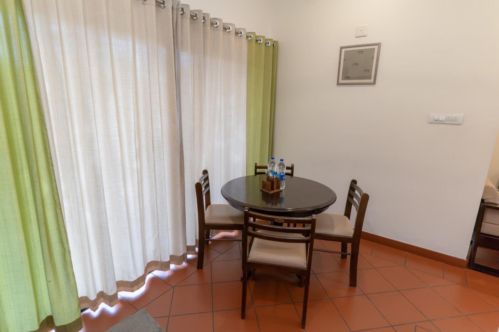 Beyond Pines Vagamon Bed and Breakfast Exteriör bild
